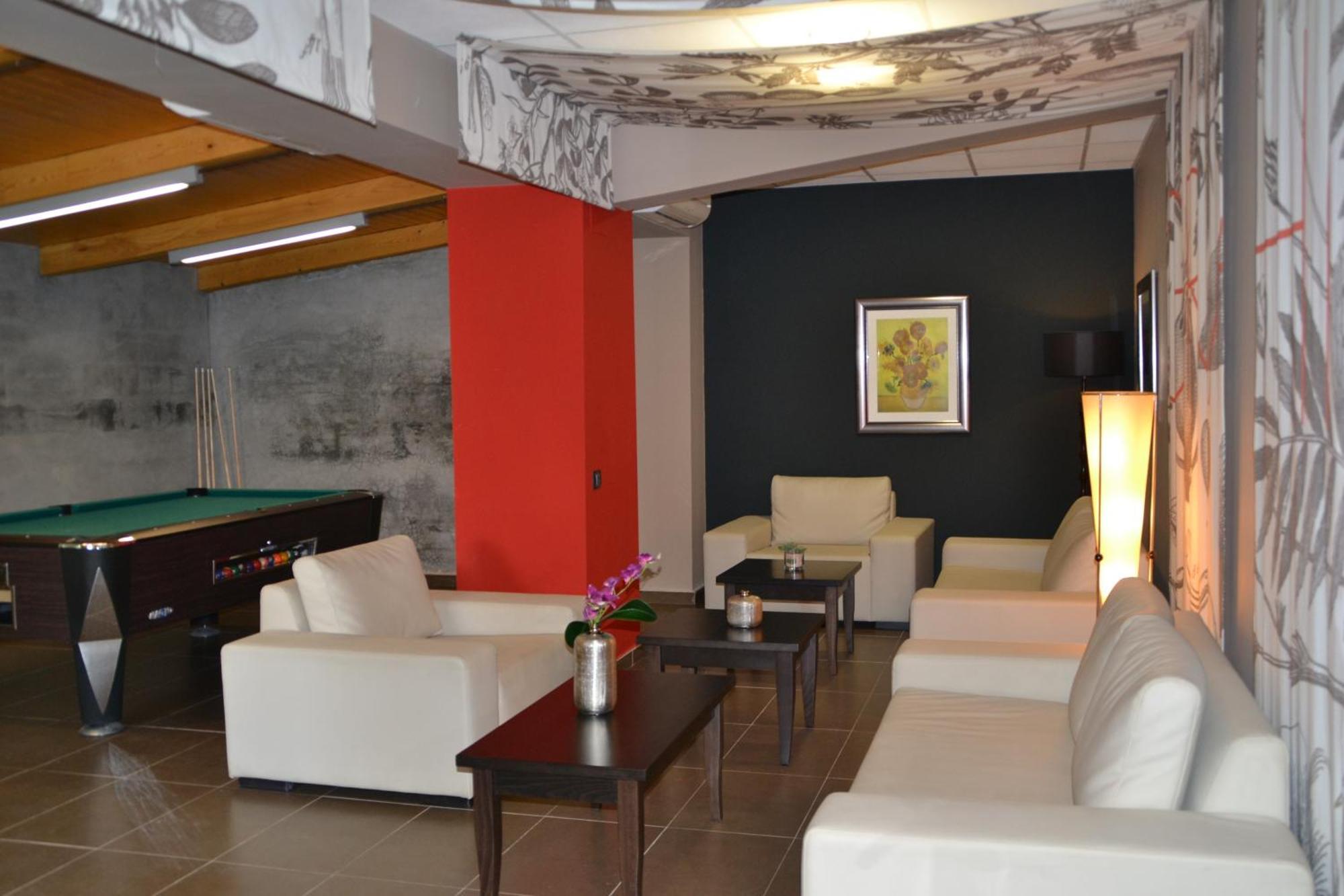 Hotel Vilar Riu De Baix Flix Екстериор снимка
